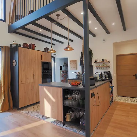 Maison Typique Du Perigord, Sechoir A Tabac Avec Piscine Chauffee *