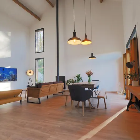 Maison Typique Du Perigord, Sechoir A Tabac Avec Piscine Chauffee *