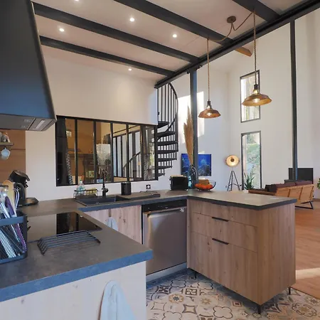 Maison Typique Du Perigord, Sechoir A Tabac Avec Piscine Chauffee Vakantiehuis