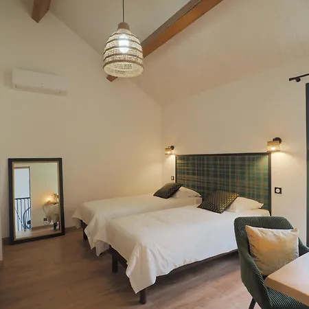 Maison Typique Du Perigord, Sechoir A Tabac Avec Piscine Chauffee Marnac