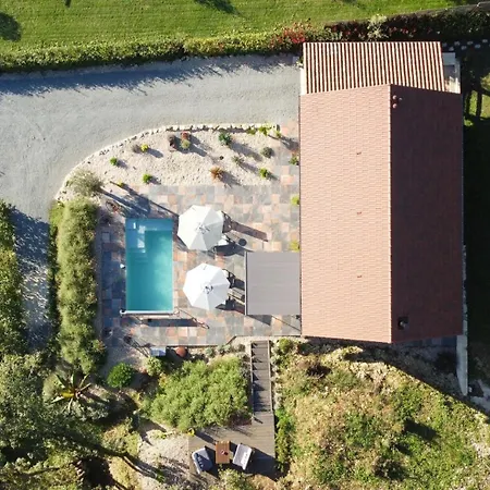 Prázdninový dům Maison Typique Du Perigord, Sechoir A Tabac Avec Piscine Chauffee Marnac