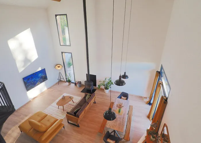 بيت للعطل Maison Typique Du Perigord, Sechoir A Tabac Avec Piscine Chauffee *