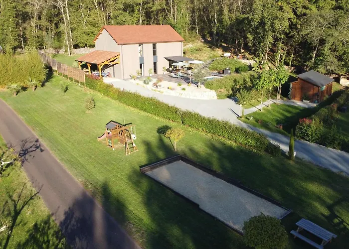 بيت للعطل Maison Typique Du Perigord, Sechoir A Tabac Avec Piscine Chauffee